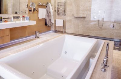 Luxury Bathtub and Fixtures